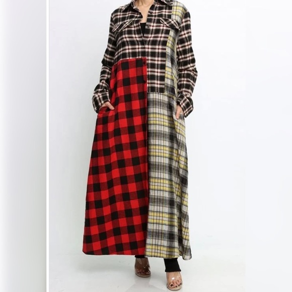 Dresses & Skirts - Maxi dress/ duster